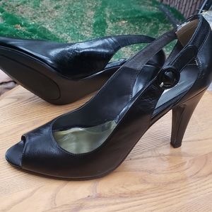 Supr nice Alfani peep toe pumps